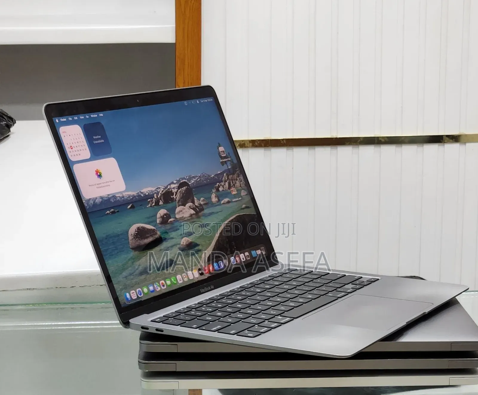New Laptop Apple MacBook Air 2020 M1 8GB Apple M1 SSD 256GB
