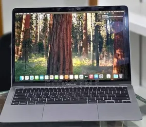 New Laptop Apple MacBook 16GB Apple M1 SSD 256GB