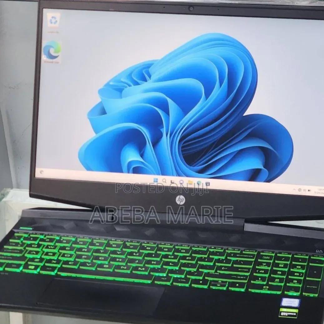 New Laptop HP Pavilion Power 15 8GB Intel Core i5 SSD 512GB