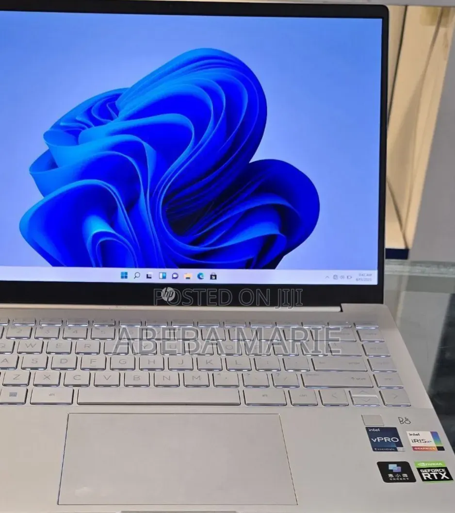 New Laptop HP Pavilion 14 16GB Intel Core i7 SSD 512GB