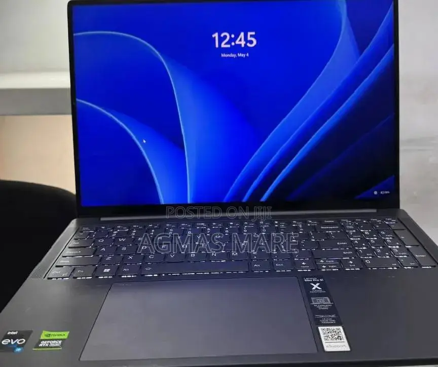 New Laptop Lenovo 16GB Intel Core i9 SSD 512GB