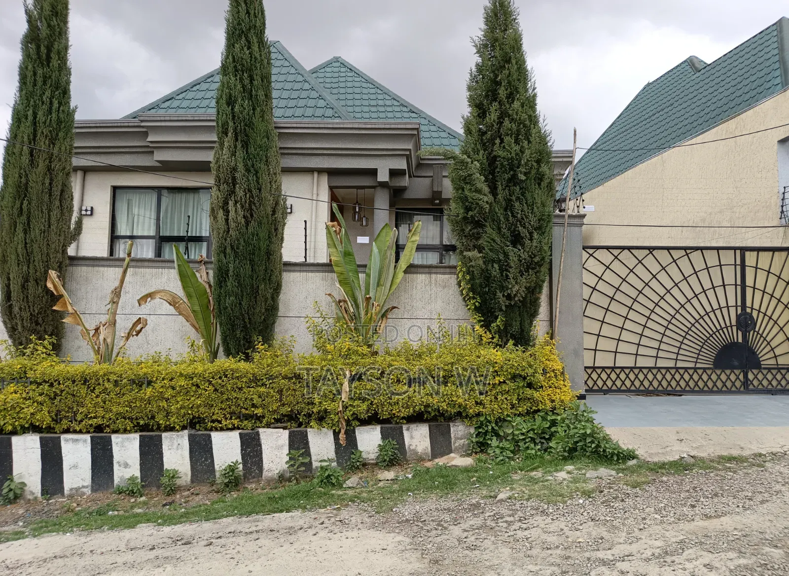 4bdrm Villa in Addis Ababa Figa, Bole for sale