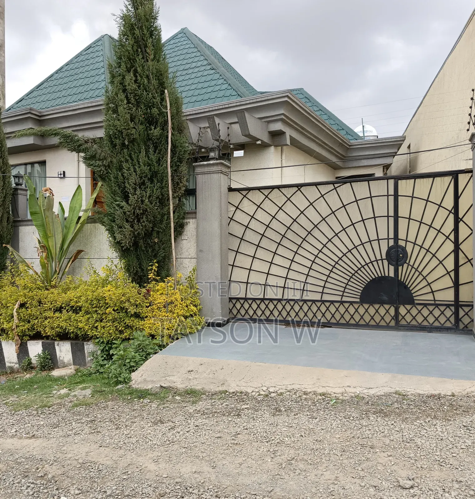 4bdrm Villa in Addis Ababa Figa, Bole for sale