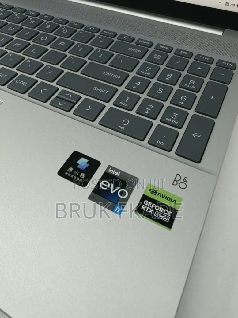 New Laptop HP Pavilion 15 16GB Intel Core i7 SSD 512GB