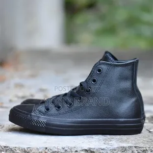 All Star Convesre Chunk Plus Tripple Black Lather Unisex Shoes