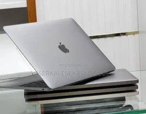 New Laptop Apple MacBook Air 2020 M1 8GB Apple M1 SSD 256GB