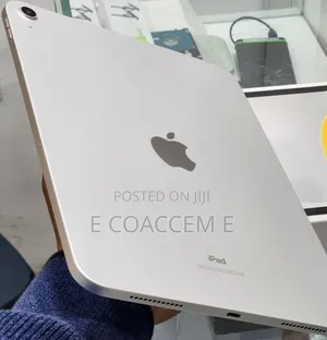 New Apple iPad (2025) 64 GB Silver