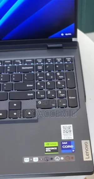 New Laptop Lenovo 16GB Intel Core i9 SSD 1T