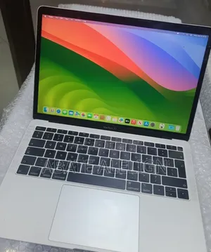 New Laptop Apple MacBook Air 2018 8GB Intel Core i5 SSD 128GB