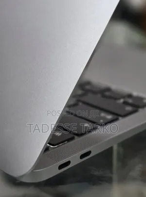 New Laptop Apple MacBook Air 2020 M1 8GB Apple M1 SSD 256GB