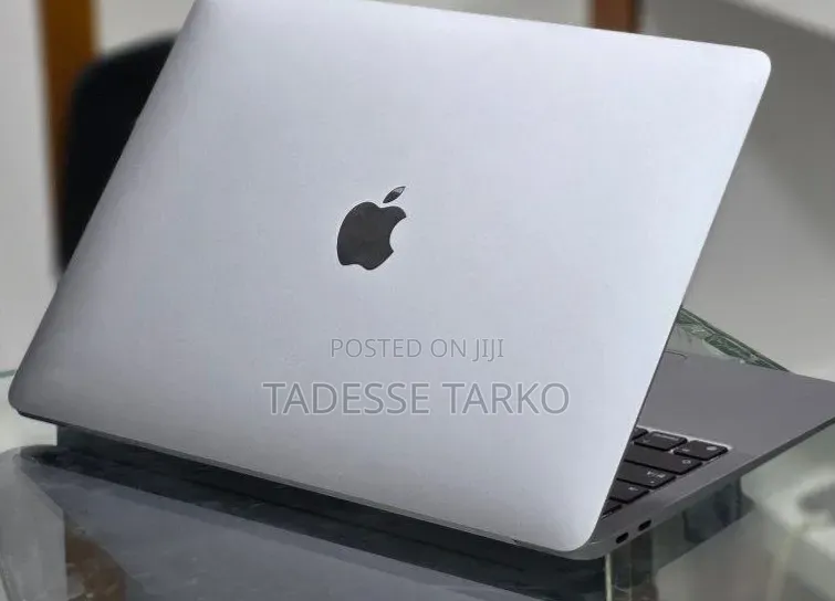 New Laptop Apple MacBook Air 2020 M1 8GB Apple M1 SSD 256GB