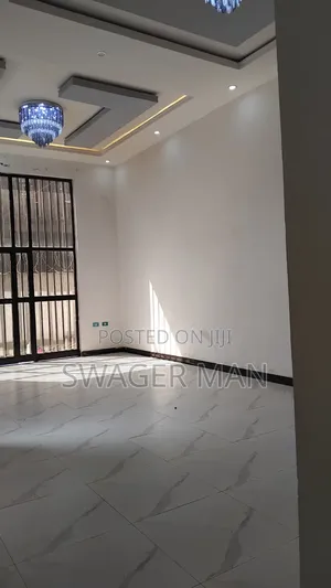 Furnished 4bdrm Villa in Ccd Area, Yeka for sale