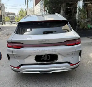 BYD Song Plus 2025 White