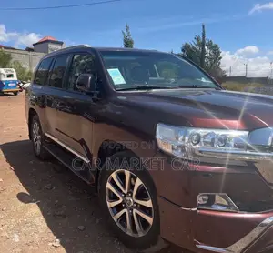 Toyota Land Cruiser 4.5 V8 VXR 2019 Burgundy
