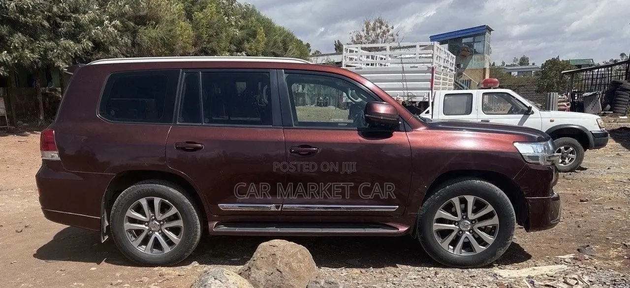 Toyota Land Cruiser 4.5 V8 VXR 2019 Burgundy