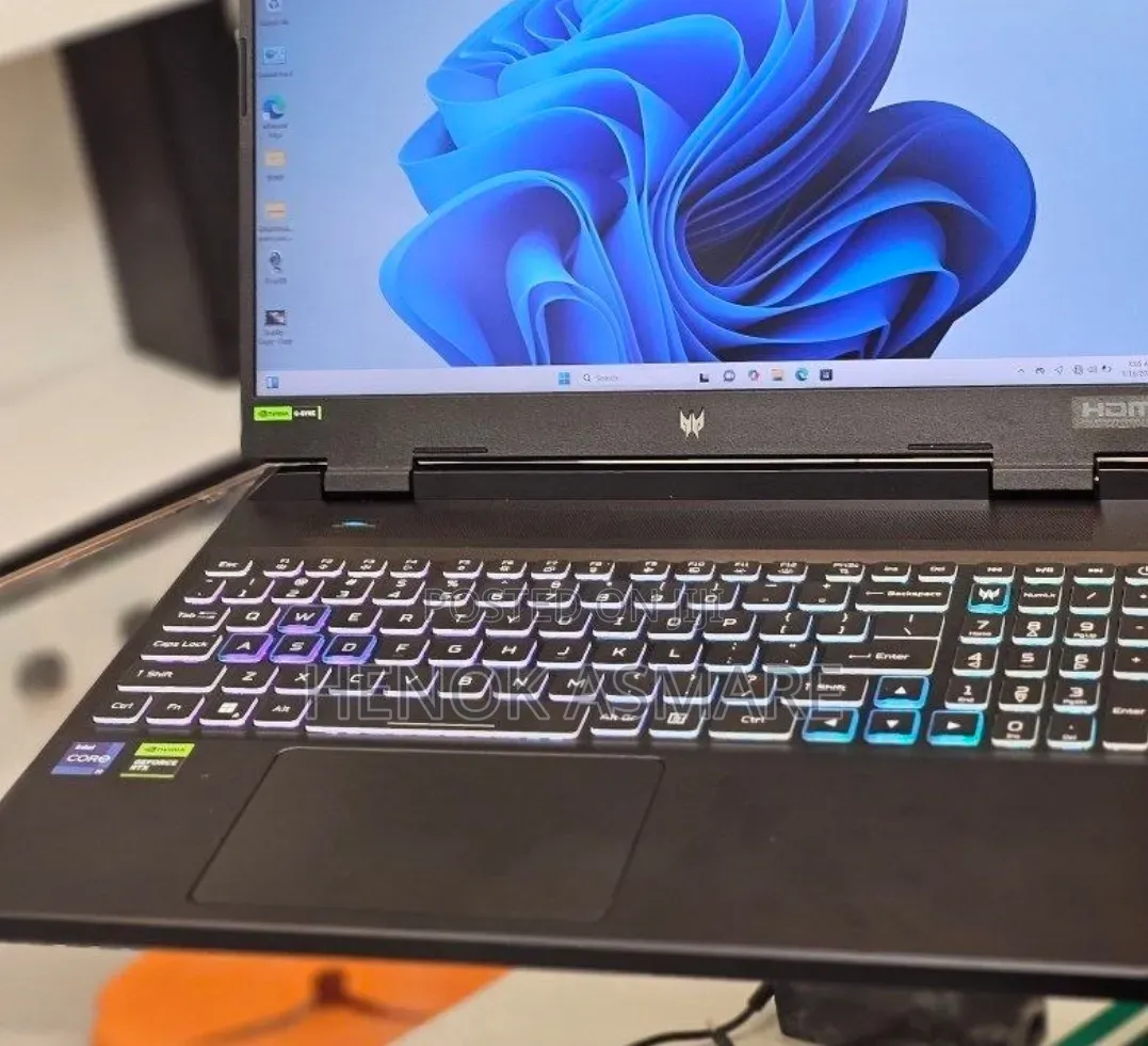 New Laptop Acer Predator Helios Neo 16 16GB Intel Core i9 SSD 1T