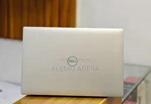 New Laptop Dell XPS 15 16GB Intel Core i9 SSD 512GB