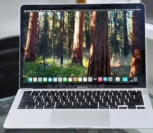 New Laptop Apple MacBook 8GB Apple M1 SSD 512GB