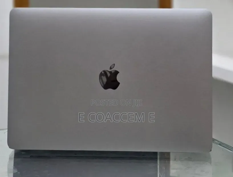 New Laptop Apple MacBook 16GB SSD 256GB