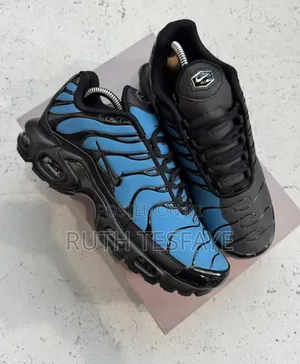 Color Change Nike Air Maxtn