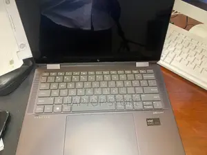 New Laptop HP Spectre 16GB Intel Core i7 SSD 1T