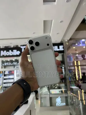 New Apple iPhone 17 Pro Max 256 GB White