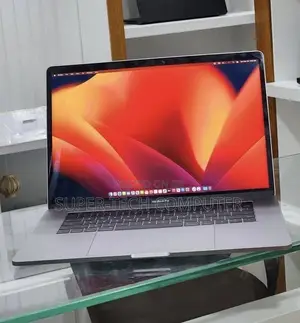 New Laptop Apple MacBook Pro 2017 16GB Intel Core i7 SSD 512GB