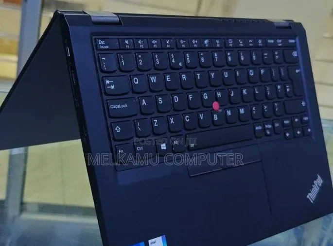 New Laptop Lenovo ThinkPad Yoga 370 16GB Intel Core i5 SSD 512GB