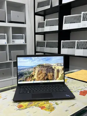 New Laptop Dell Latitude 7330 16GB Intel Core i7 SSD 512GB