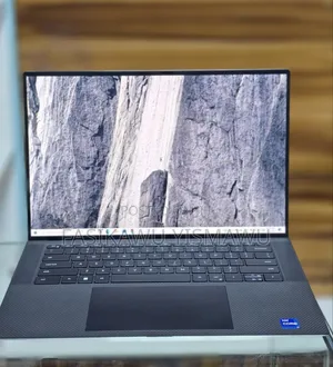 New Laptop Dell XPS 15 16GB Intel Core i7 SSD 1T
