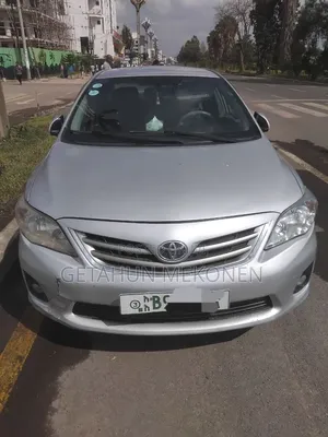 Toyota Corolla 2012 Silver