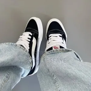 Vans School Knu