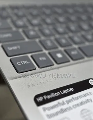 New Laptop HP Pavilion 15 8GB Intel Core Ultra 5 SSD 512GB