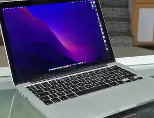 New Laptop Apple MacBook Pro 2015 8GB Intel Core i5 SSD 128GB