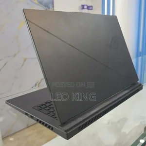 New Laptop Asus ROG Strix SCAR II 16GB Intel Core i9 SSD 1T