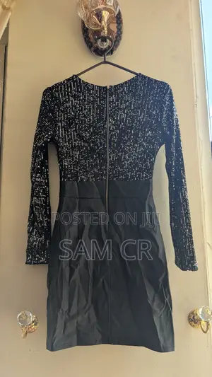 Elegant Everyday Dress – Medium Fit