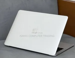 New Laptop Apple MacBook Air 2019 8GB Intel Core i5 SSD 128GB