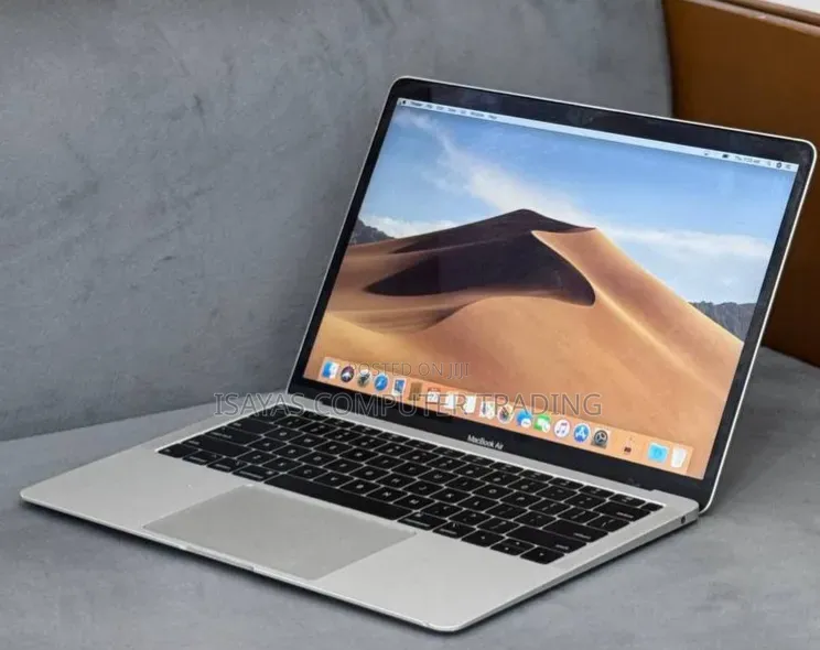 New Laptop Apple MacBook Air 2019 8GB Intel Core i5 SSD 128GB