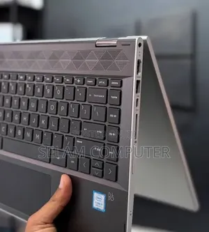 New Laptop HP Pavilion X360 8GB Intel Core i5 SSD 256GB