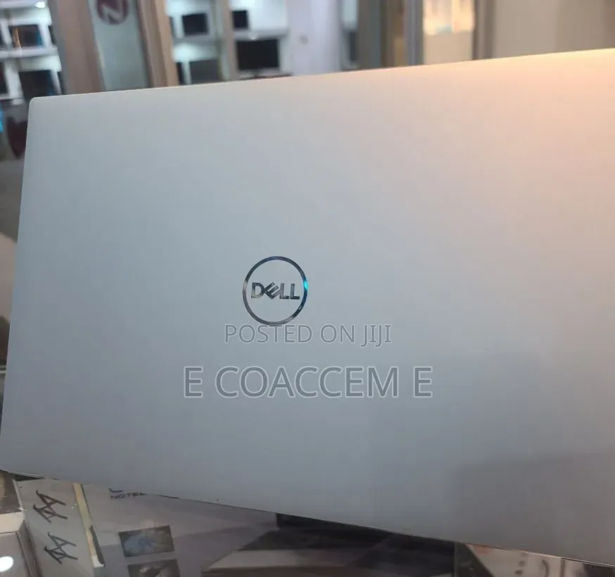 New Laptop Dell 16GB Intel Core i7 SSD 512GB