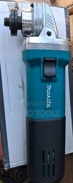 Makita 840w Angle Grinder