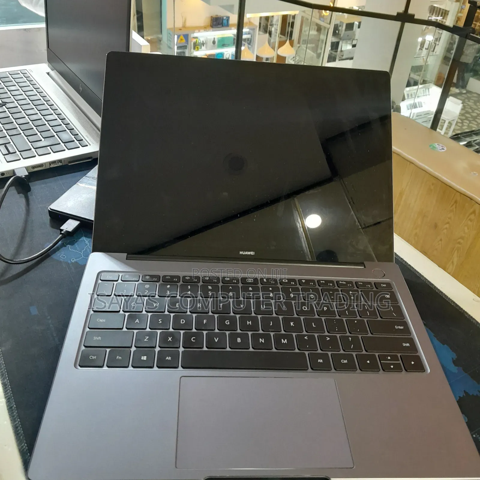 New Laptop Huawei MateBook 13 WRT-W19E 16GB Intel Core i7 SSD 512GB