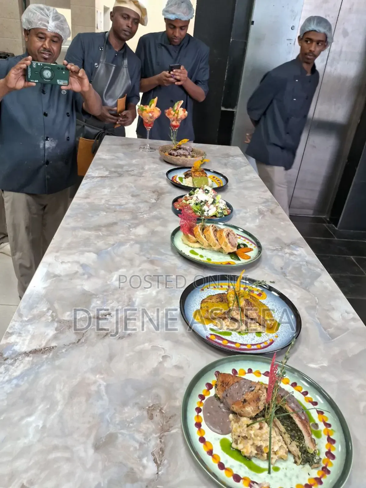 ደጅ Catering