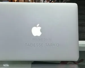 New Laptop Apple MacBook Pro 2019 8GB Intel Core i5 SSD 128GB