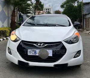 Hyundai Elantra 2015 White