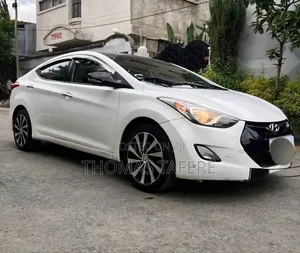 Hyundai Elantra 2015 White