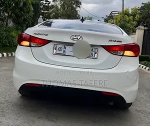 Hyundai Elantra 2015 White
