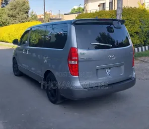 Hyundai H1 2013 Silver