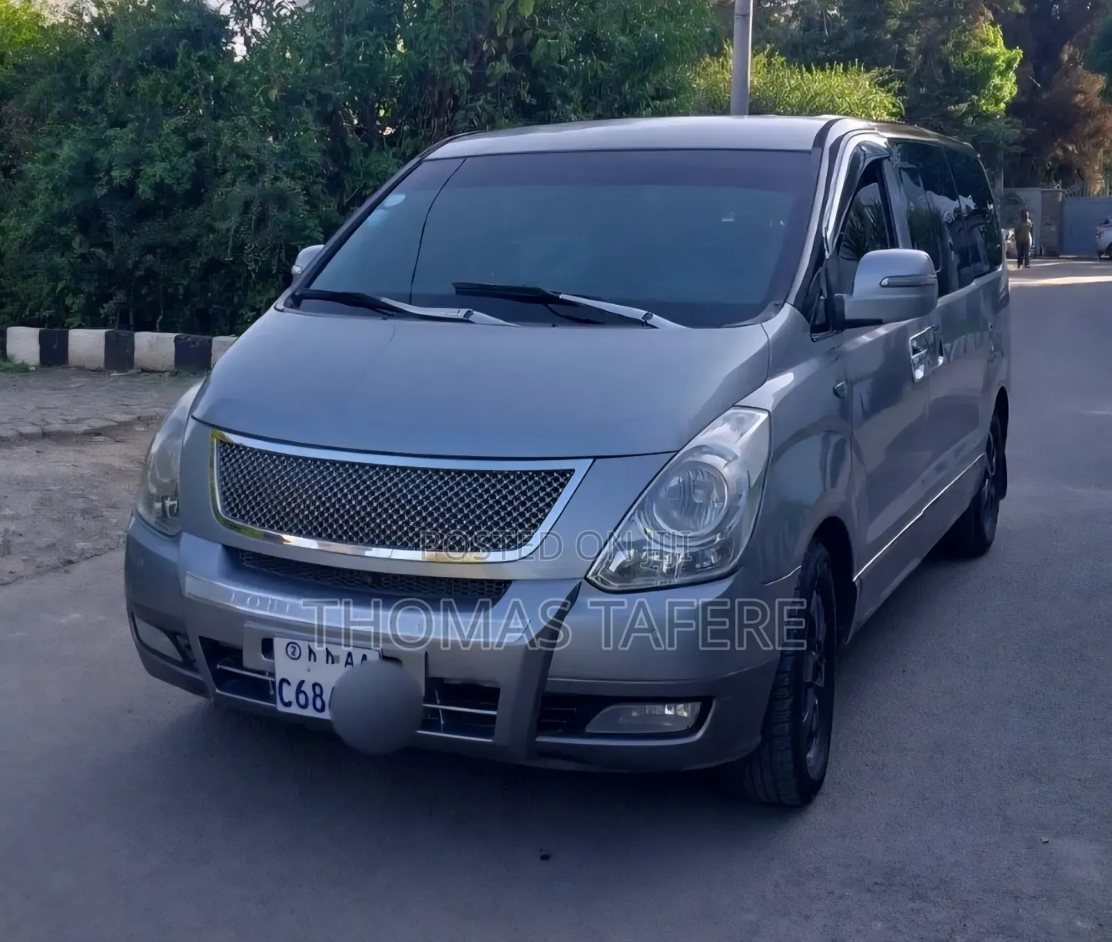 Hyundai H1 2013 Silver