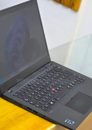 New Laptop Lenovo ThinkPad T14 G2 16GB Intel Core i7 SSD 512GB